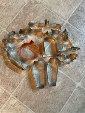 Lot Of 9-  Metal/Aluminum Cookie Cutters Halloween Shapes , Tombstones, Pumpkin